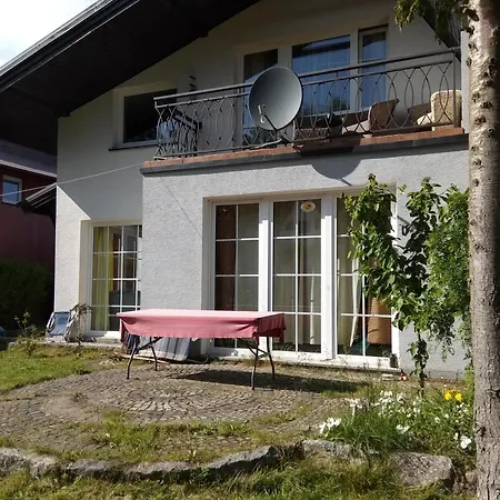 Holiday home Zaciszny Z Ogrodem Nad Morzem